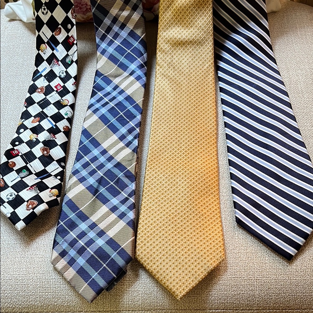 100%Silk set of 4 neckties $10